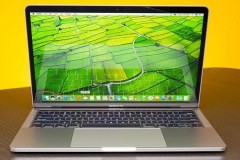 Những thay đổi của MacBook Pro 13 inch 2017 có TouchBar