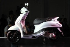 Chi tiết Yamaha Grande với động cơ hybrid đầu tiên tại Việt Nam