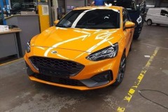 Ford Focus ST 2019 rò rỉ những hình ảnh đầu tiên tại nhà máy lắp ráp