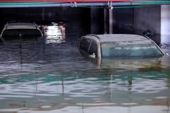 Hậu ngập Đà Nẵng, ôtô lũ lượt xếp lốt chờ sửa ở các gara