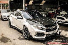 Honda Civic được PhiLong AutoSport độ widebody-kit trở nên cực kỳ táo bạo, mạnh mẽ