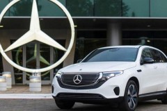 Crossover điện đầu tiên Mercedes-Benz EQC sẽ ra mắt vào tháng 1/2019