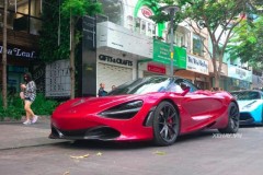 McLaren 720S thứ hai tại Việt Nam được chủ nhân cho đi dạo cùng nhiều "người bạn mới"