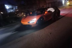 Thêm một chiếc McLaren 720S vừa nhập tịch Việt Nam đón Noel