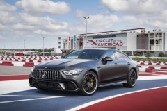 Mercedes-AMG GT 4-Door Coupe 2019 có 3 phiên bản với giá khởi điểm từ 136.500 USD