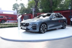 Vinfast công bố lộ trình giá xe năm 2019
