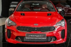 Kia Stinger bất ngờ tăng giá mạnh ở Malaysia, từ 1,6 tỷ đồng