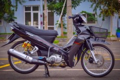 Sirius 110 độ đơn giản khoe dáng chào năm mới