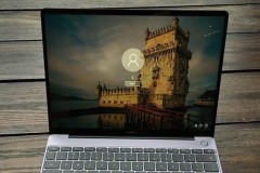 Trên tay và đánh giá nhanh laptop Huawei MateBook 13 Ultralight