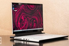 Cách tháo pin laptop không thể đơn giản hơn