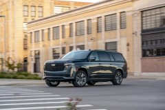Cadillac Escalade ESV 2021 - biểu tượng cho địa vị và sự giàu sang nước Mỹ