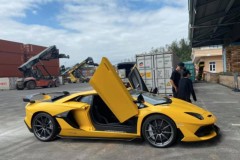 Siêu phẩm Lamborghini Aventador SVJ thứ 2 về Việt Nam: Giá đồn đoán hơn 50 tỷ VNĐ