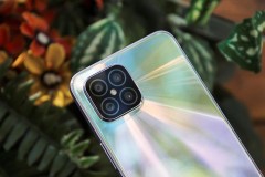 Trên tay Huawei Nova 8 SE: Dimensity 720, 4 camera sau 64MP, sạc nhanh 66W