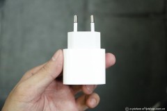 FPT Shop mở bán trở lại sạc nhanh 20W và iPhone 12 Pro Max 128GB
