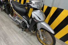 Future độ hết bài sau lớp 'ngụy trang' Wave 125