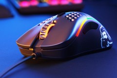 Glorious PC Gaming Race Model D – Chuột chơi game giá rẻ với thiết kế kỳ lạ