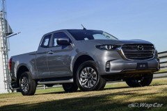 Mazda BT-50 2021 trình làng Thái Lan, sử dụng nền tảng D-Max và ngôn ngữ thiết kế Kodo