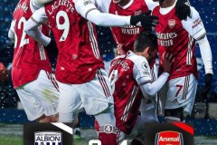 Ảnh Chế: Pháo nổ vang trời đón năm mới, Arsenal từ vực thẳm mơ vào top 4