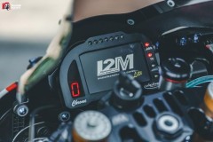 BMW S1000RR đón xuân với bộ cánh gió độc đáo