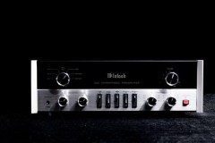 Editors’ Choice Awards 2020 – McIntosh C22 MK5 & MC 1502 – Ampli đèn của năm