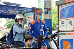 Giá xăng tiếp tục tăng từ ngày 11/01