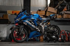 Kawasaki Ninja ZX-25R độ cá tính với gói trang bị hàng hiệu