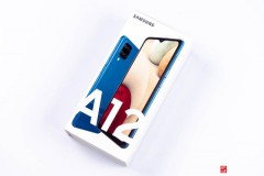 Mở hộp Galaxy A12: Thiết kế trẻ trung, camera 48MP, pin khủng 5000mAh, giá chưa tới 4 triệu