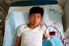 Nam sinh 10 năm trước bán thận mua iPhone bây giờ ra sao?