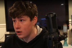 Streamer trẻ khóc hết nước mắt vì mất toàn bộ người theo dõi chỉ sau một đêm
