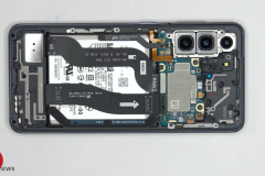 Video bung máy đầu tiên của Galaxy S21, khả năng sửa chữa dễ dàng, có hệ thống làm mát bằng than chì