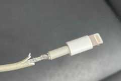 Apple nộp bằng sáng chế cách làm cáp sạc bền hơn