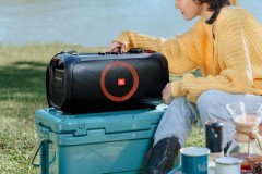 Loa karaoke di động JBL Party Box giảm giá 2 triệu đồng, được tặng kèm 2 micro
