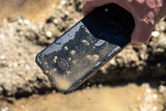 Motorola chuẩn bị tung ra smartphone siêu bền giá mềm