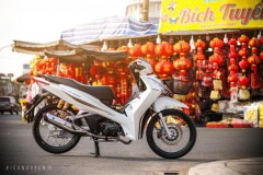 Ngắm nhìn Wave 125 trắng mượt như Ngọc Trinh