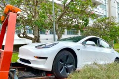 Đại học đầu tiên tại Việt Nam sử dụng xe điện Tesla phục vụ công tác nghiên cứu và giảng dạy