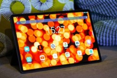 Đánh giá Lenovo Tab P11 Pro: Snapdragon 730G, pin 15h, giá 499 USD