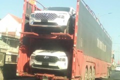 Hyundai Santa Fe 2021 đang được vận chuyển về đại lý, chờ ngày mở bán