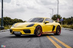 Porsche 718 Cayman bản độ GT4 cho ngoại hình nổi bật, hiệu suất vượt trội