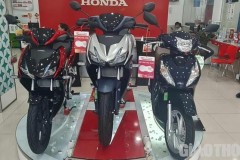 Giá Honda Winner X tiếp tục giảm từ 1,5-1,8 triệu đồng so với tháng trước.