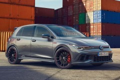 Volkswagen Golf GTI Clubsport 45 2021 mới được bán ra với giá 1,28 tỷ đồng