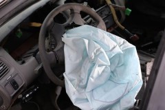 Công ty túi khí Takata làm giả dữ liệu hàng nghìn cuộc thử nghiệm dây an toàn