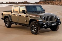 Giám đốc điều hành Jeep cho biết Gladiator có thể sẽ dùng động cơ V8
