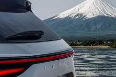 Lexus NX 2022 tung teaser mới, xác nhận ra mắt vào ngày 11/6 sắp tới