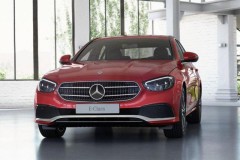 Mercedes-Benz E-Class bổ sung phiên bản giá rẻ tại Việt Nam