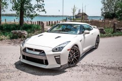 Siêu xe Nissan GT-R bản nâng cấp chào bán tại Việt Nam với giá hơn 9 tỷ đồng