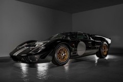 Ford GT40 được "biến đổi" để trở thành chiếc xe điện khí hóa
