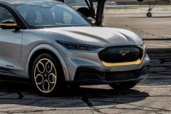 Ford Mustang Mach-E phiên bản tưởng nhớ nữ phi công hy sinh trong Thế chiến thứ 2