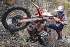 Giải đua xe cào cào địa hình Red Bull Romaniacs 2021 chính thức khởi tranh