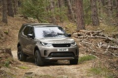Land Rover Discovery 2021 ra mắt tại Ấn Độ được tinh chỉnh ngoại hình, bổ sung thêm trang bị