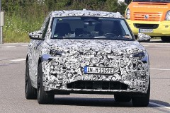 Mẫu SUV chạy điện Audi Q6 e-tron 2022 mới lần đầu tiên xuất hiện trên phố